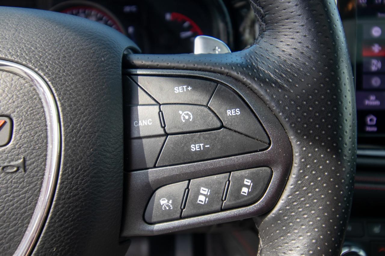 2023 Dodge Durango R/T AWD Photo5