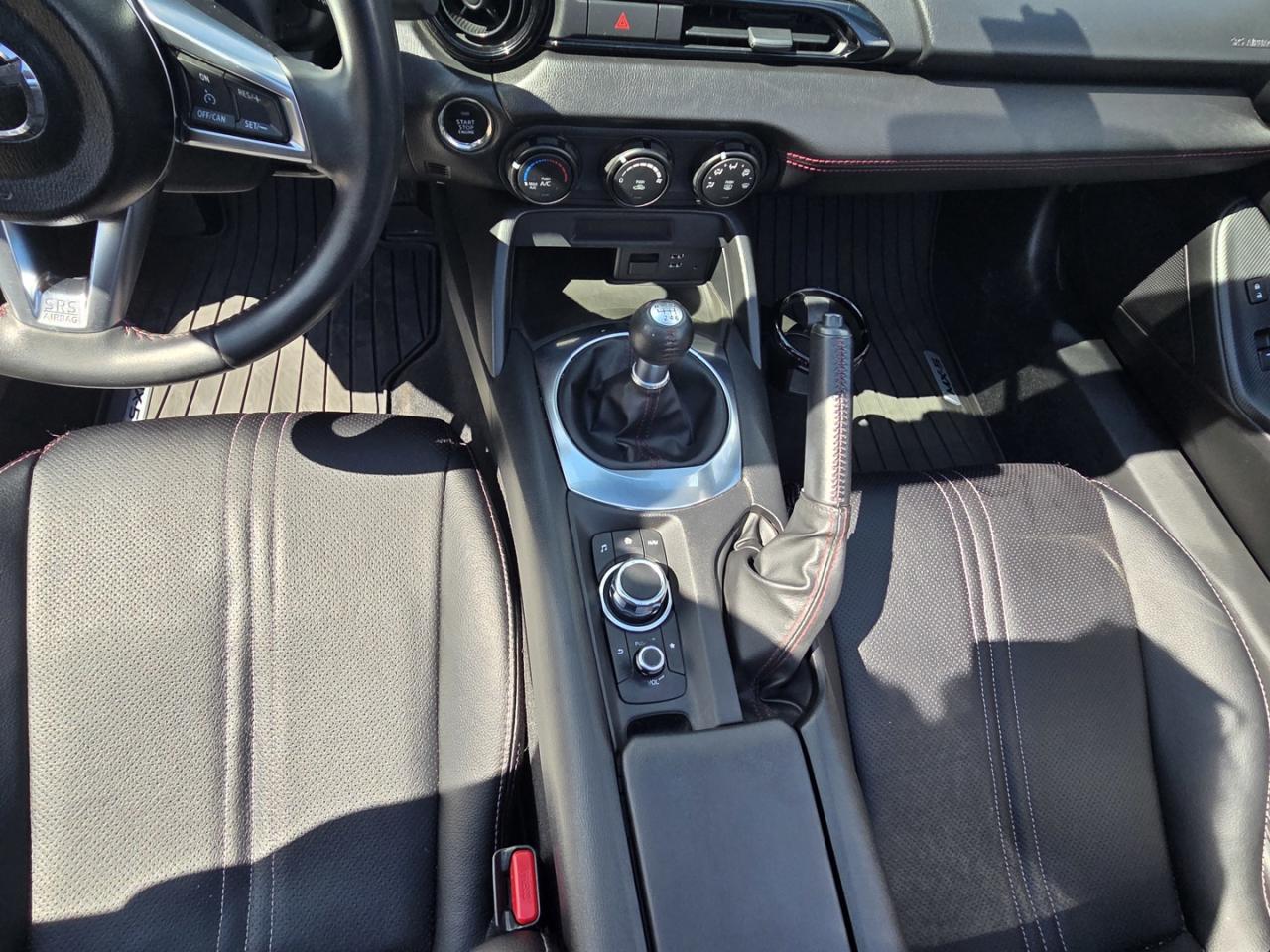 2017 Mazda Miata MX-5 GS - Photo #17