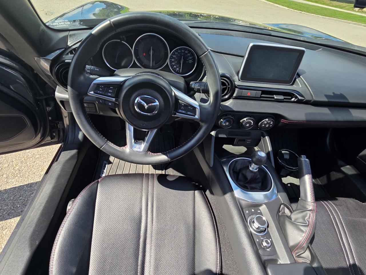 2017 Mazda Miata MX-5 GS - Photo #16