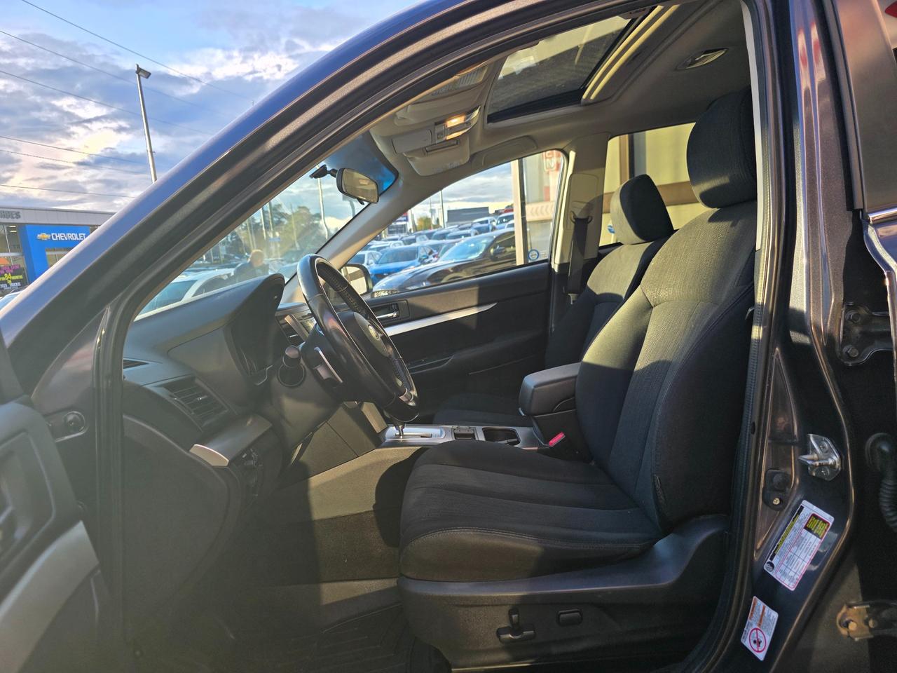 2013 Subaru Outback 2.5i Touring Package Sunroof | Heated Seats | Power Seats | Bluetooth Photo