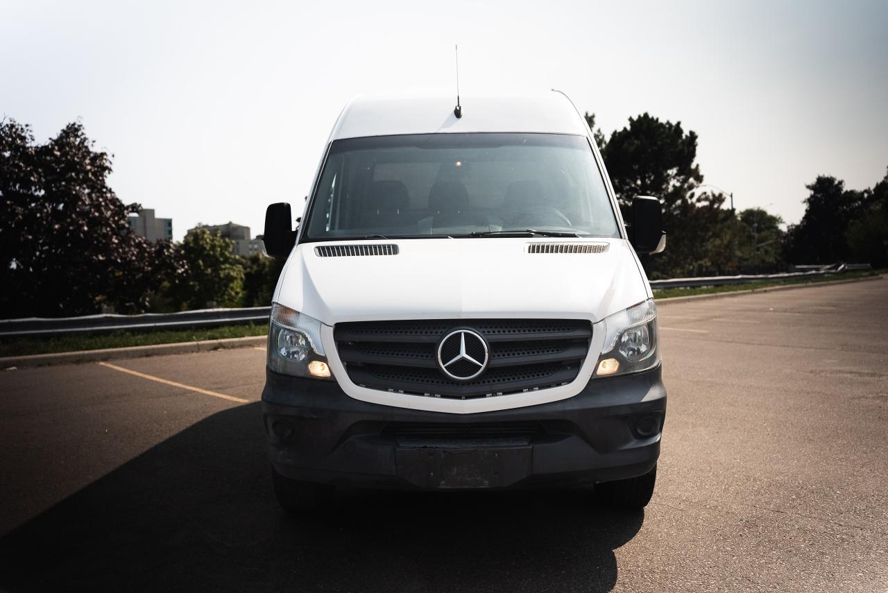 2016 Mercedes-Benz Sprinter Crew - Photo #2