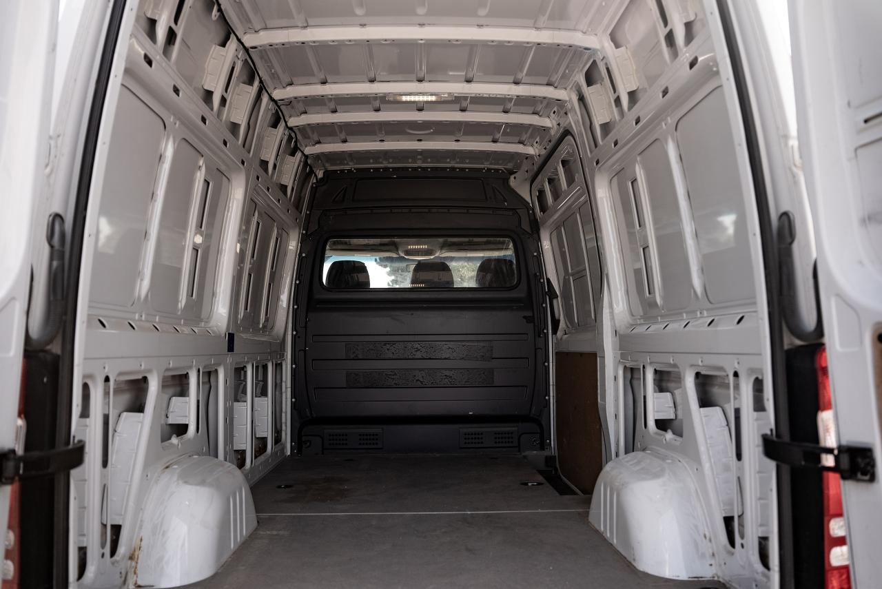 2016 Mercedes-Benz Sprinter Crew - Photo #9