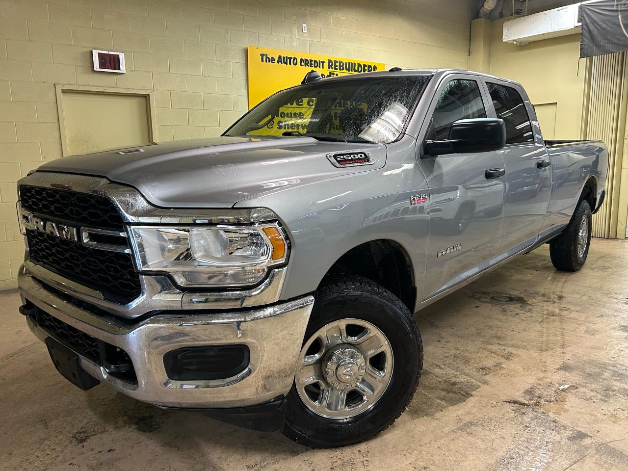 2019 RAM 2500 Tradesman - Photo #2