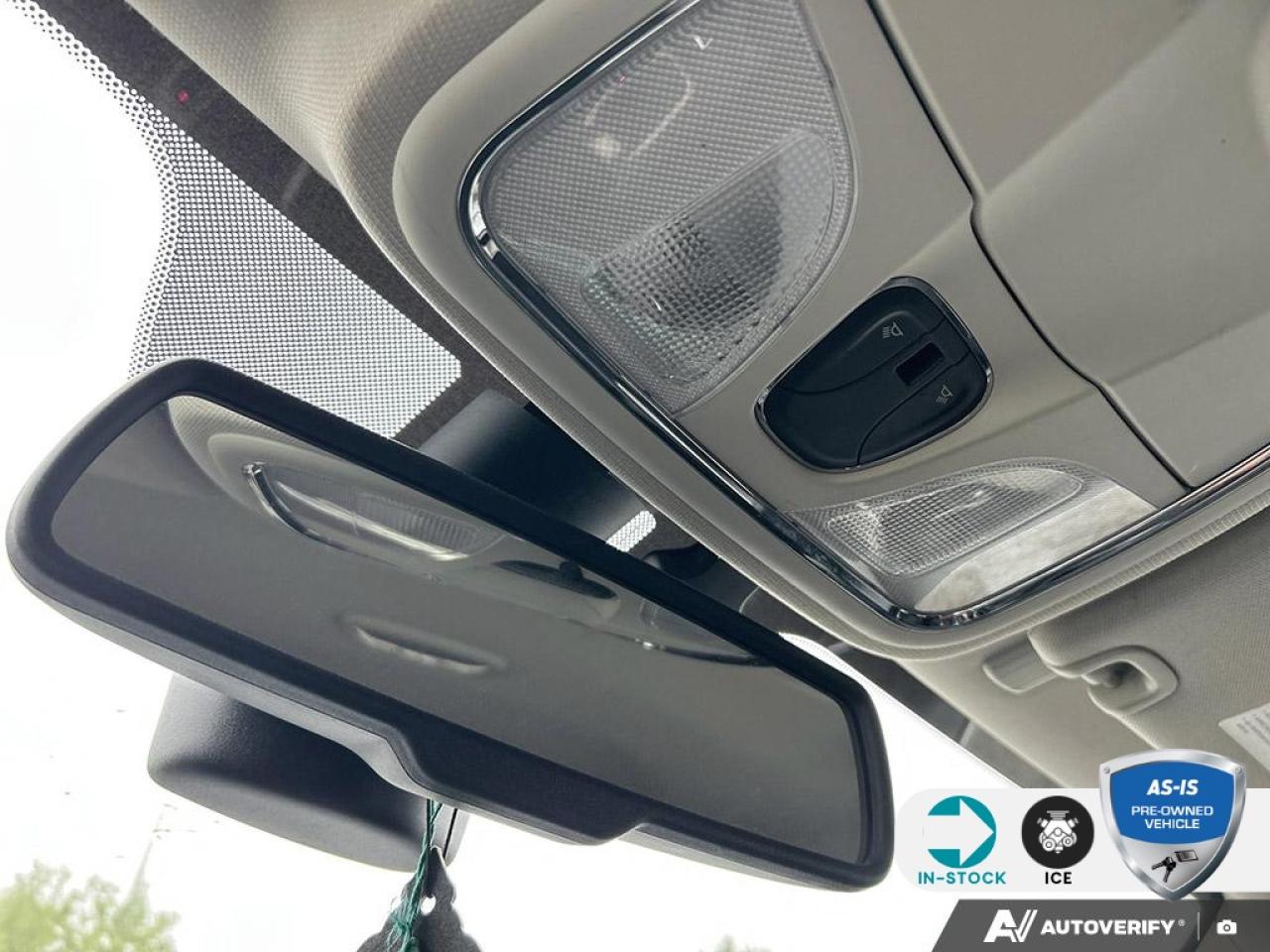 2015 Jeep Cherokee North ACCIDENT FREE | 1 OWNER | COMFORT PKG | COLD WEATH Photo