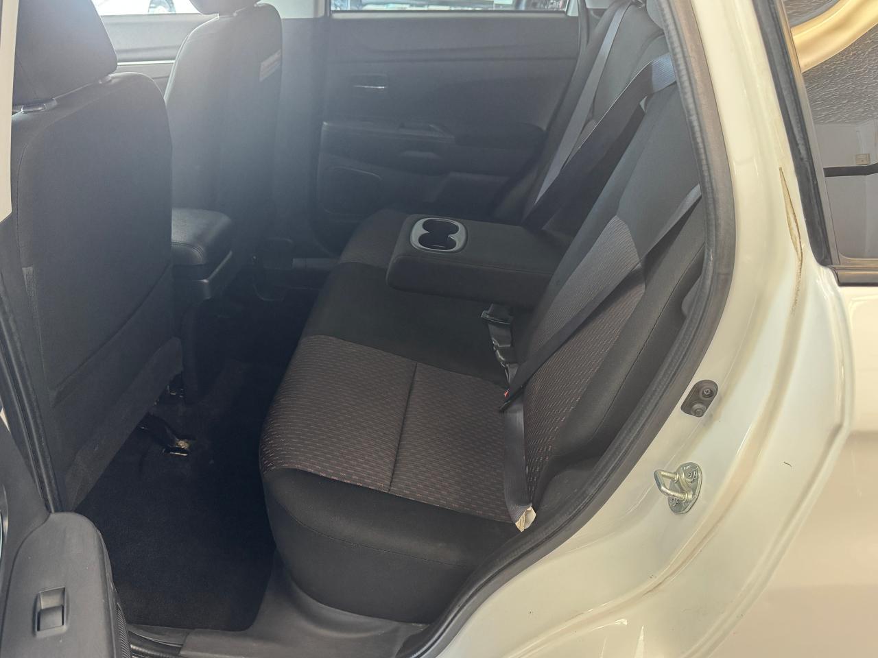 2018 Mitsubishi RVR SE AWC+New Tires+Camera+Heated Seats+Clean Carfax Photo26