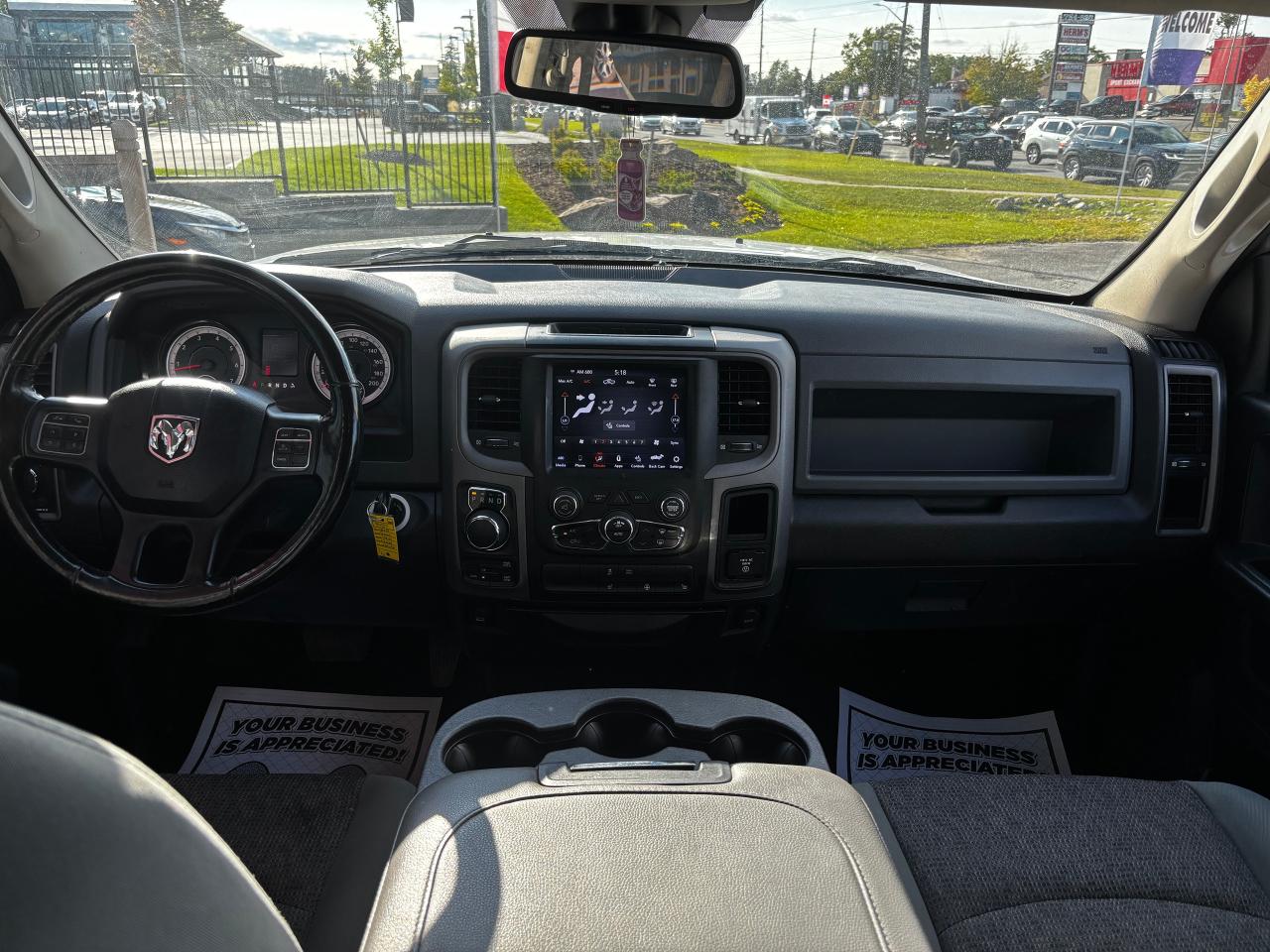 2019 RAM 1500 Classic Express 4x4 Quad Cab 6'4" Box - Photo #9