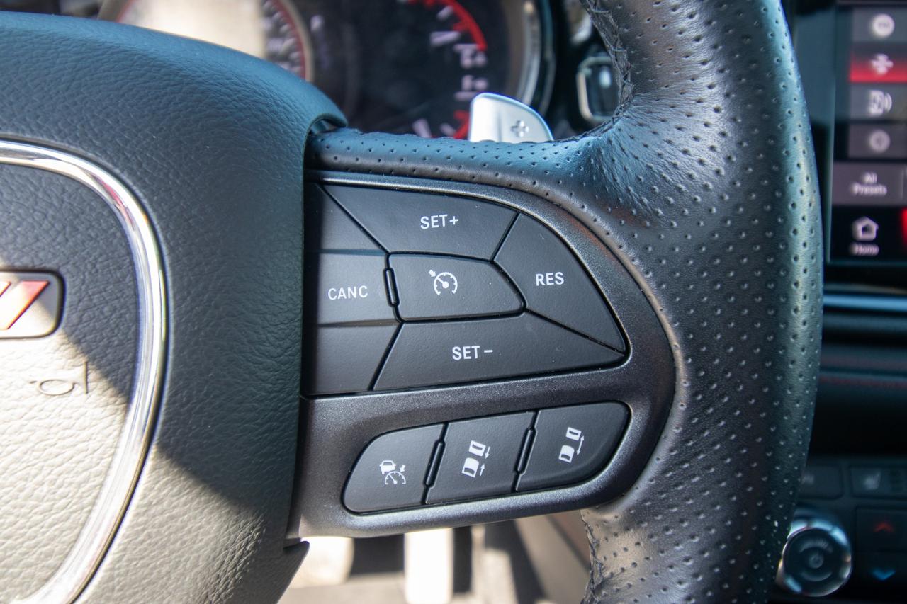 2023 Dodge Durango R/T AWD Photo5