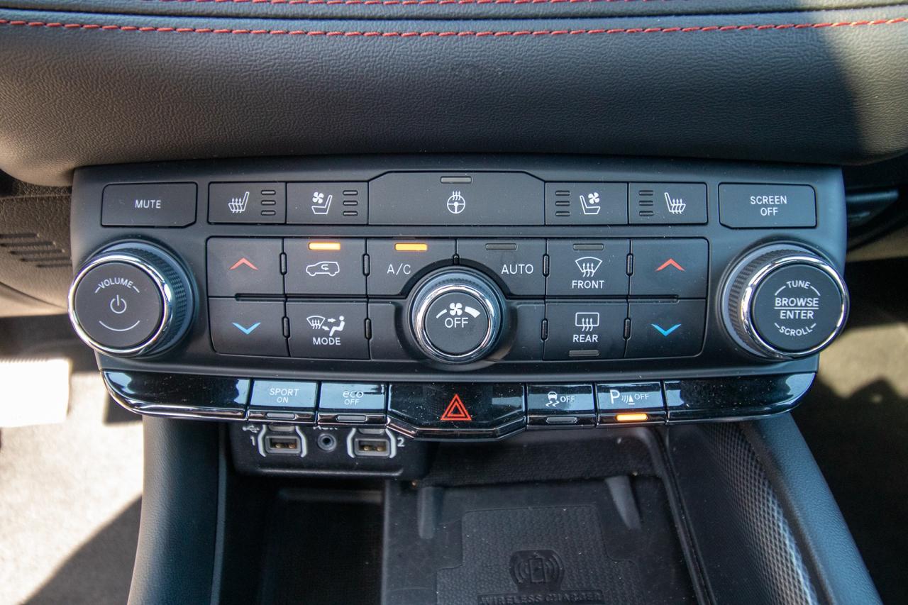 2023 Dodge Durango R/T AWD Photo5