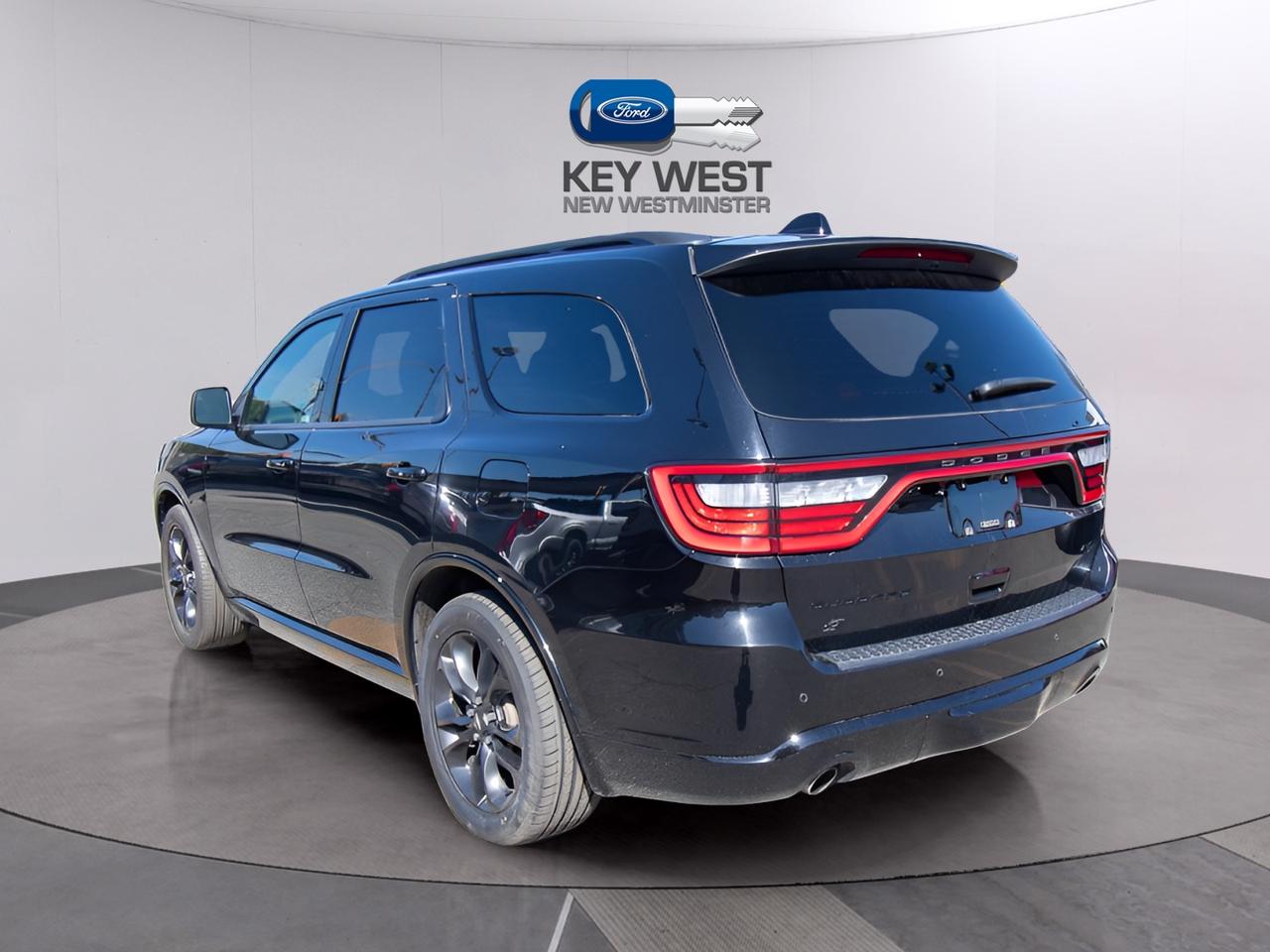 2023 Dodge Durango R/T AWD Photo2