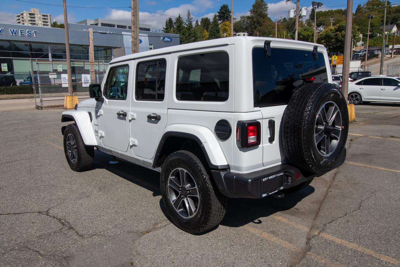 2023 Jeep Wrangler Sahara 4 Door 4x4 Photo5
