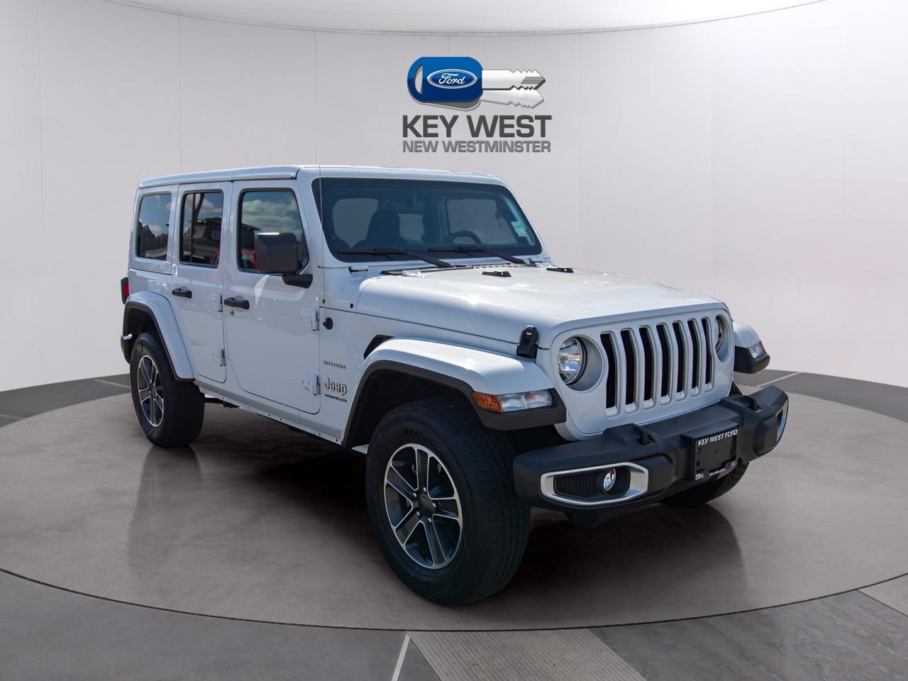 2023 Jeep Wrangler Sahara 4 Door 4x4 Photo4