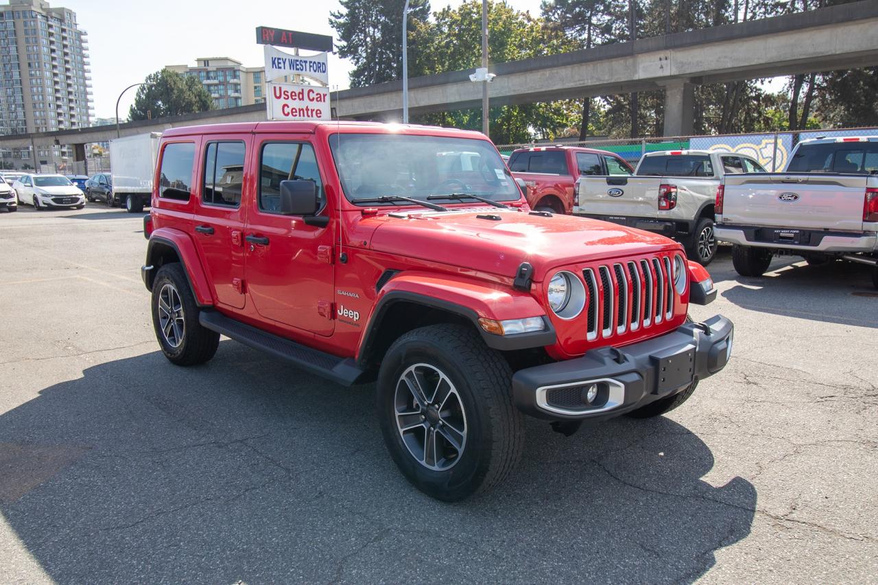 2023 Jeep Wrangler Sahara Photo4
