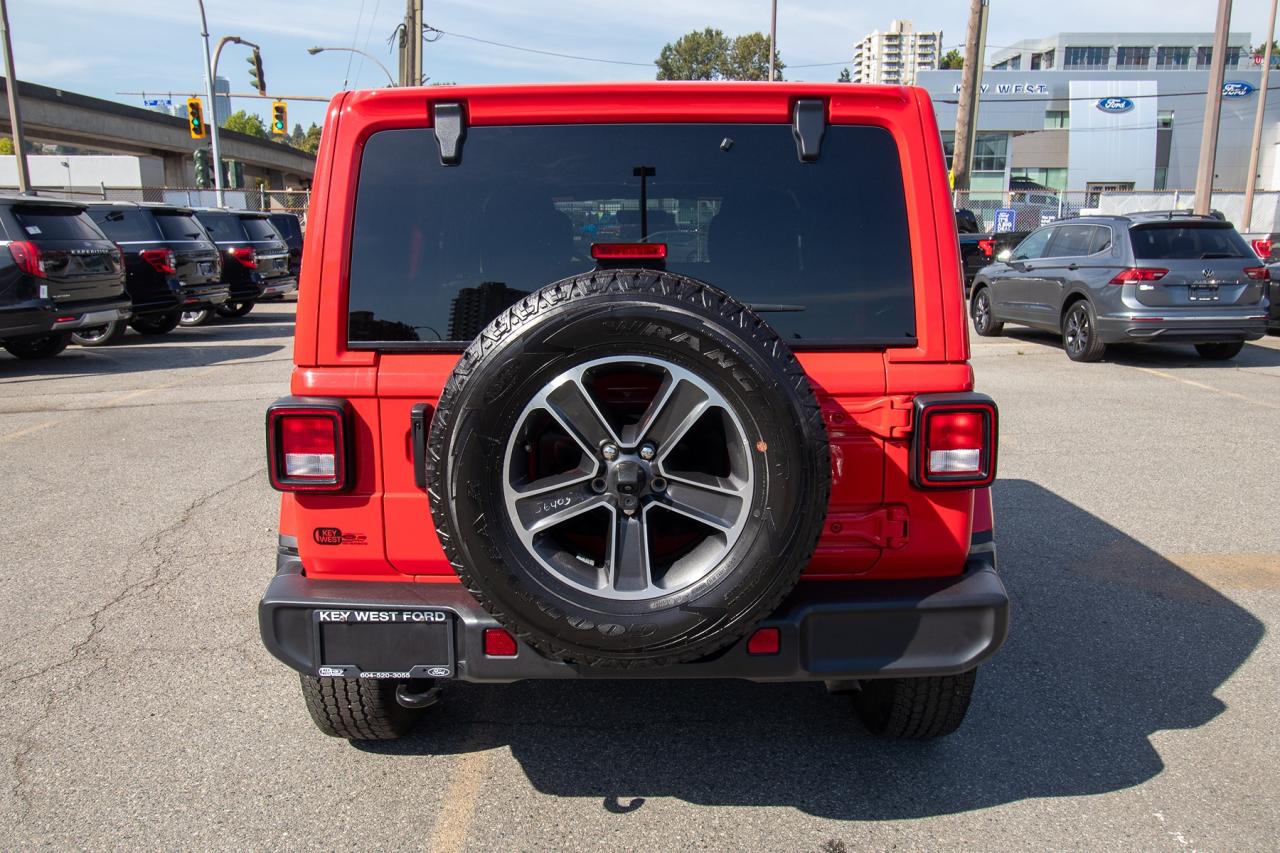2023 Jeep Wrangler Sahara Photo5