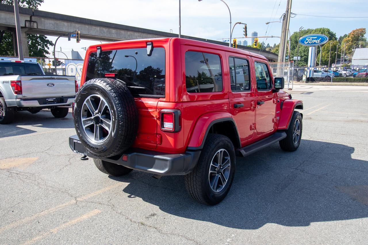 2023 Jeep Wrangler Sahara Photo5