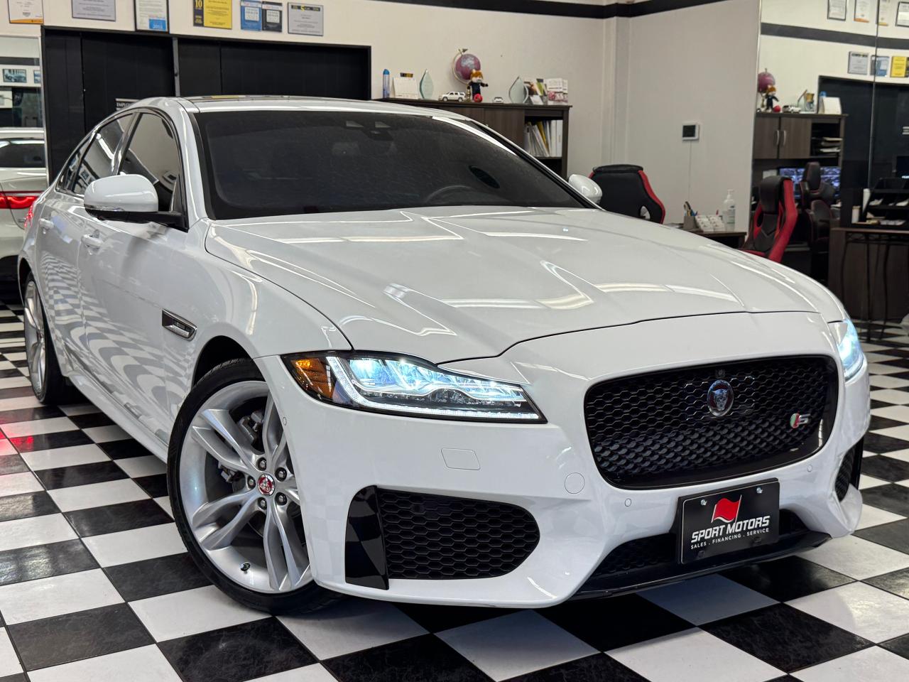 2017 Jaguar XF 35t R-Sport+Adaptive Cruise+Lane Keep+Cooled Leath - Photo #19