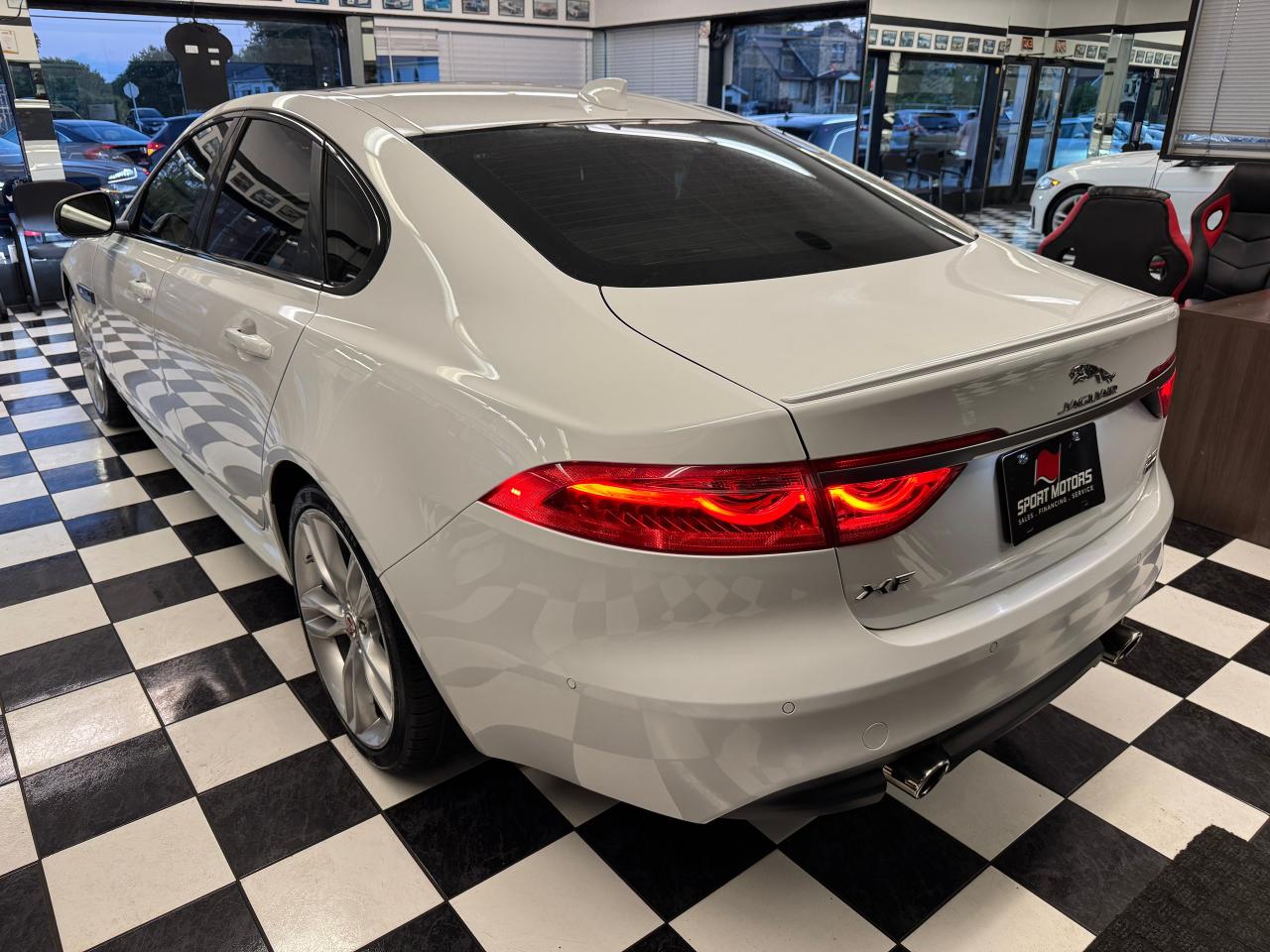 2017 Jaguar XF 35t R-Sport+Adaptive Cruise+Lane Keep+Cooled Leath Photo8