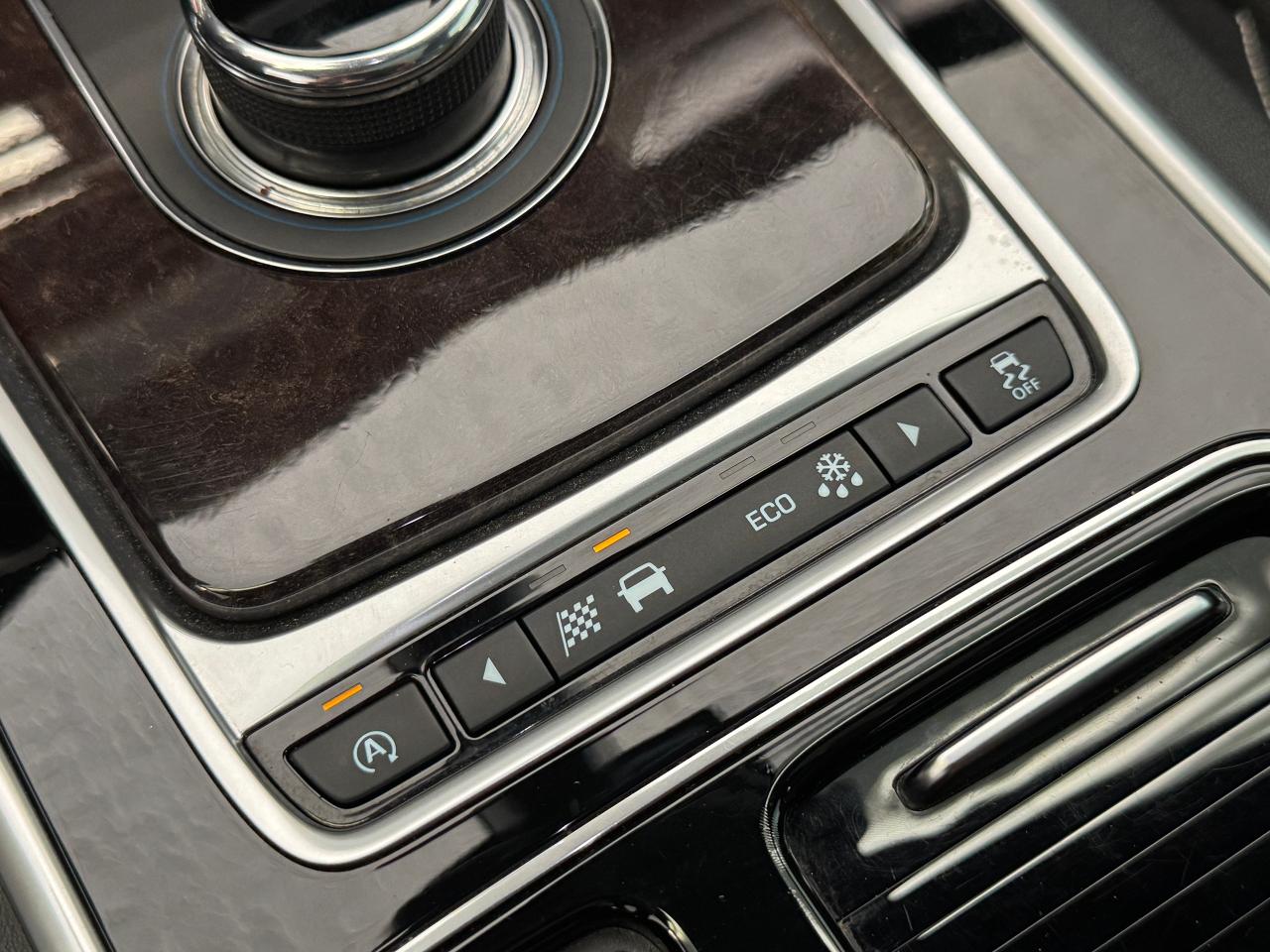 2017 Jaguar XF 35t R-Sport+Adaptive Cruise+Lane Keep+Cooled Leath - Photo #36