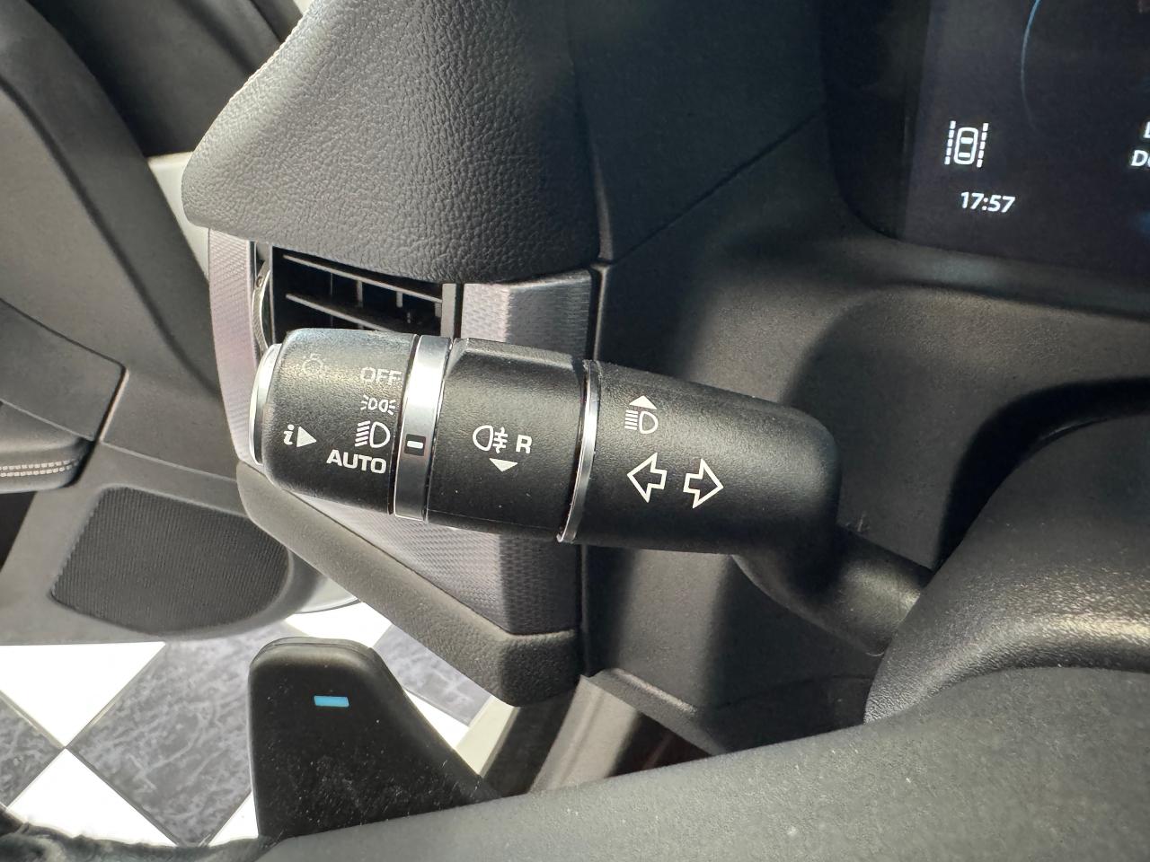 2017 Jaguar XF 35t R-Sport+Adaptive Cruise+Lane Keep+Cooled Leath Photo45