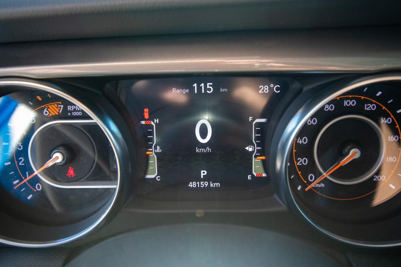 2023 Jeep Wrangler Sahara Photo5
