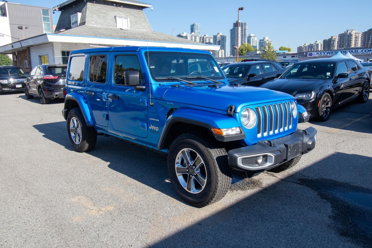 2023 Jeep Wrangler Sahara Photo5