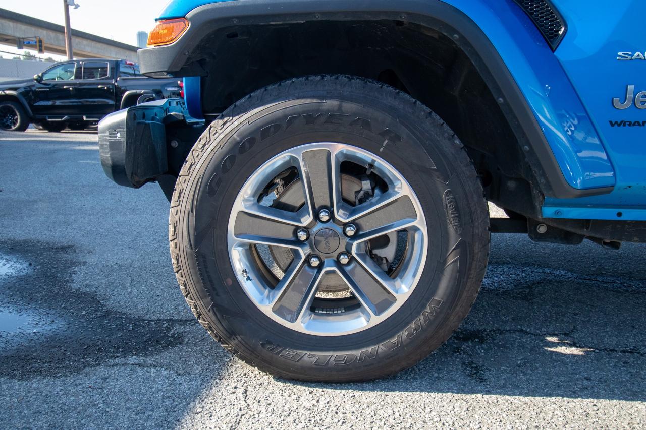2023 Jeep Wrangler Sahara Photo5