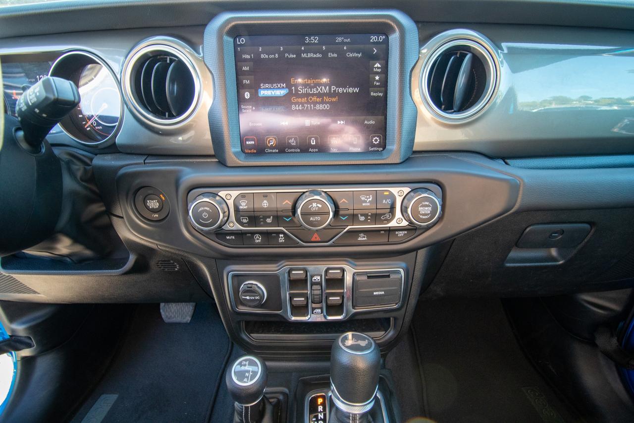 2023 Jeep Wrangler Sahara Photo5
