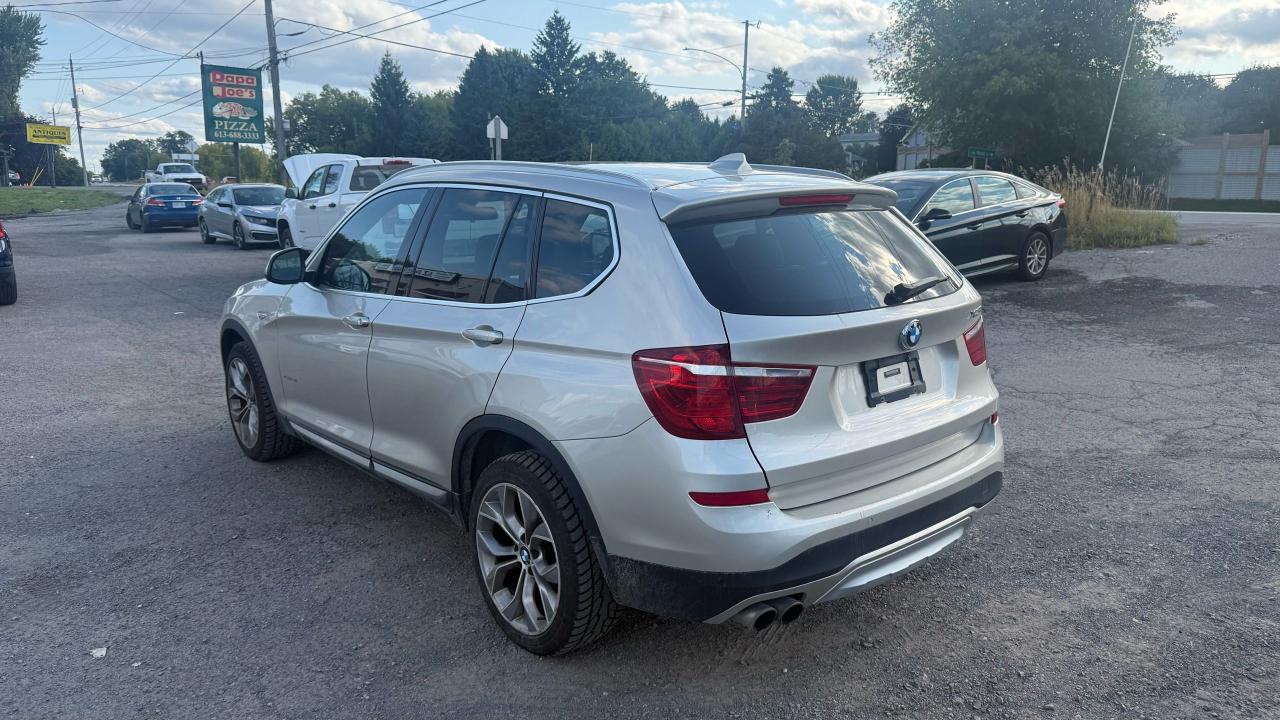 2017 BMW X3 xDrive28i - Photo #3