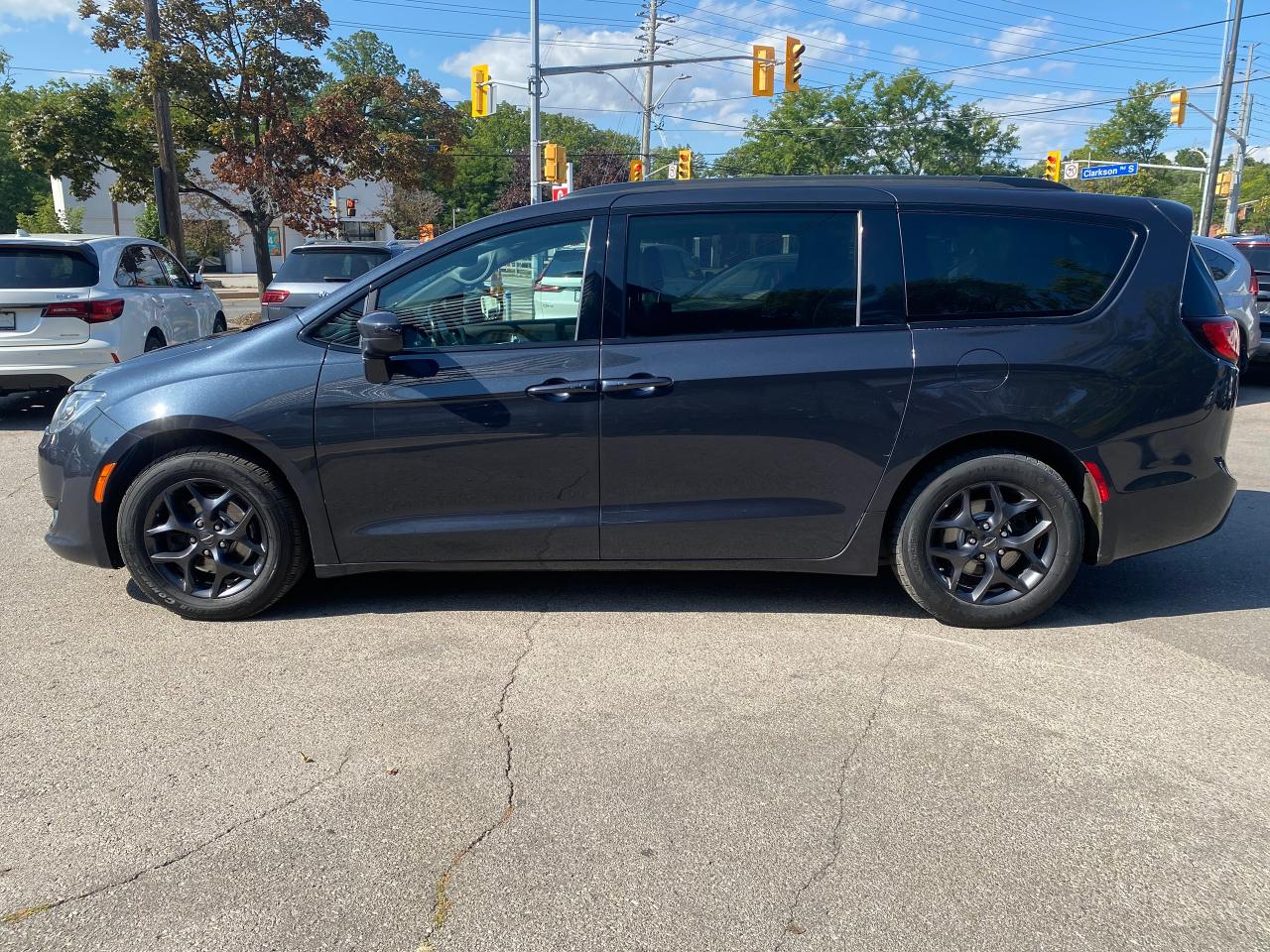 2019 Chrysler Pacifica Touring-L - Photo #2