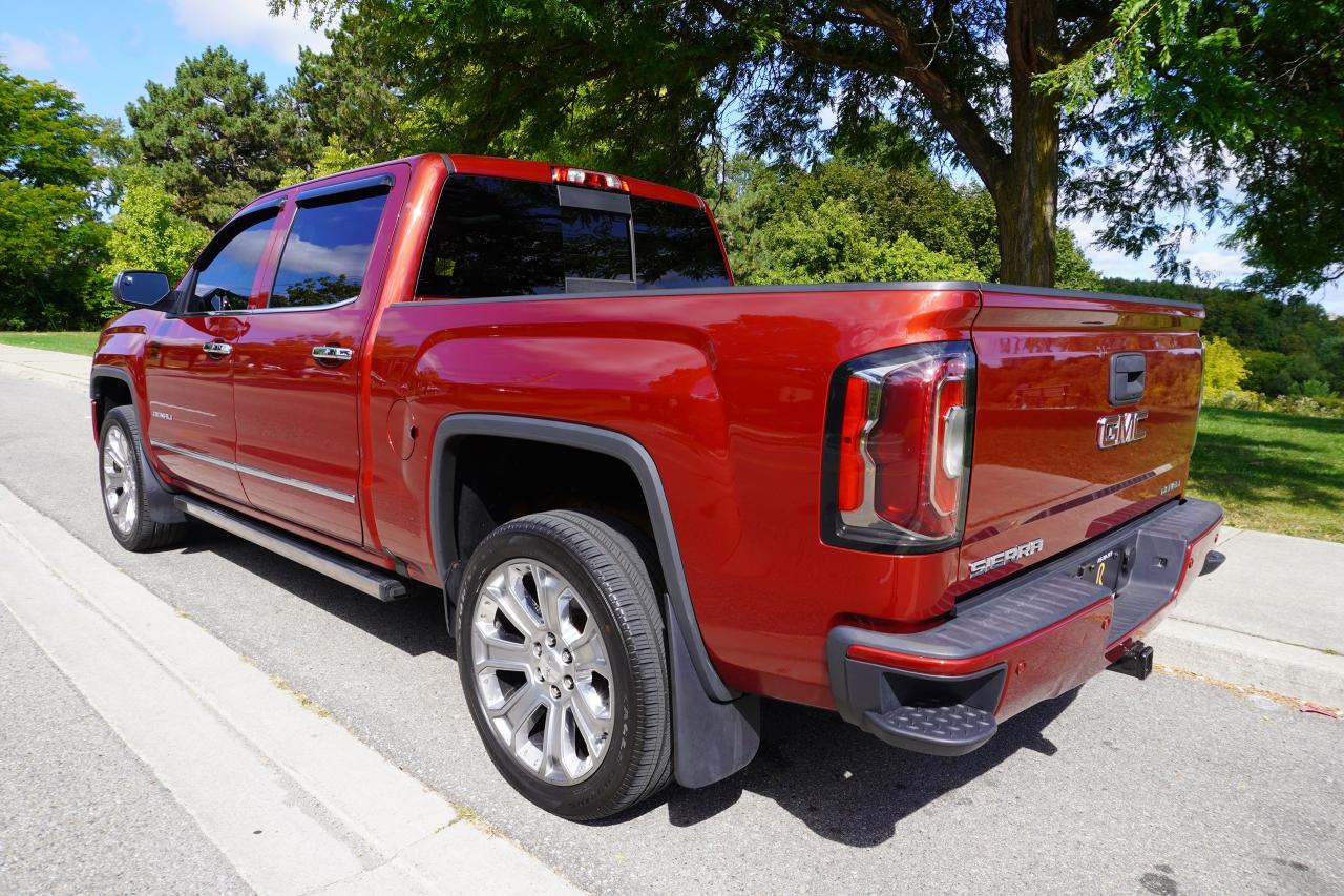 2018 GMC Denali 1 OWNER / NO ACCIDENTS/ DENALI/ PWR RUNNING BOARDS Photo2