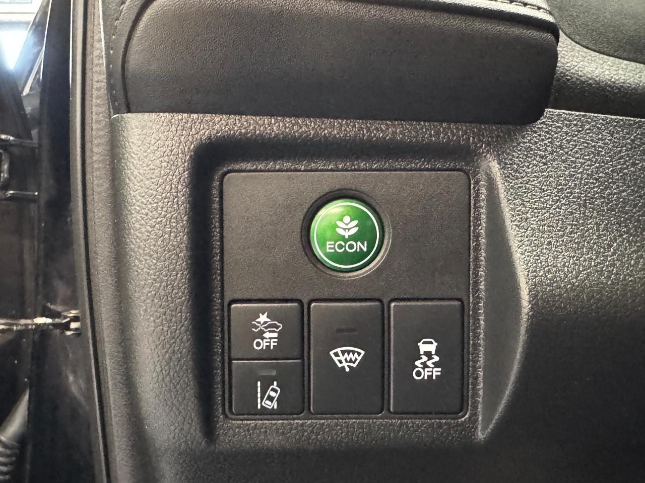 2019 Honda HR-V Sport AWD+New Tires+Brakes+CLEAN CARFAX - Photo #44