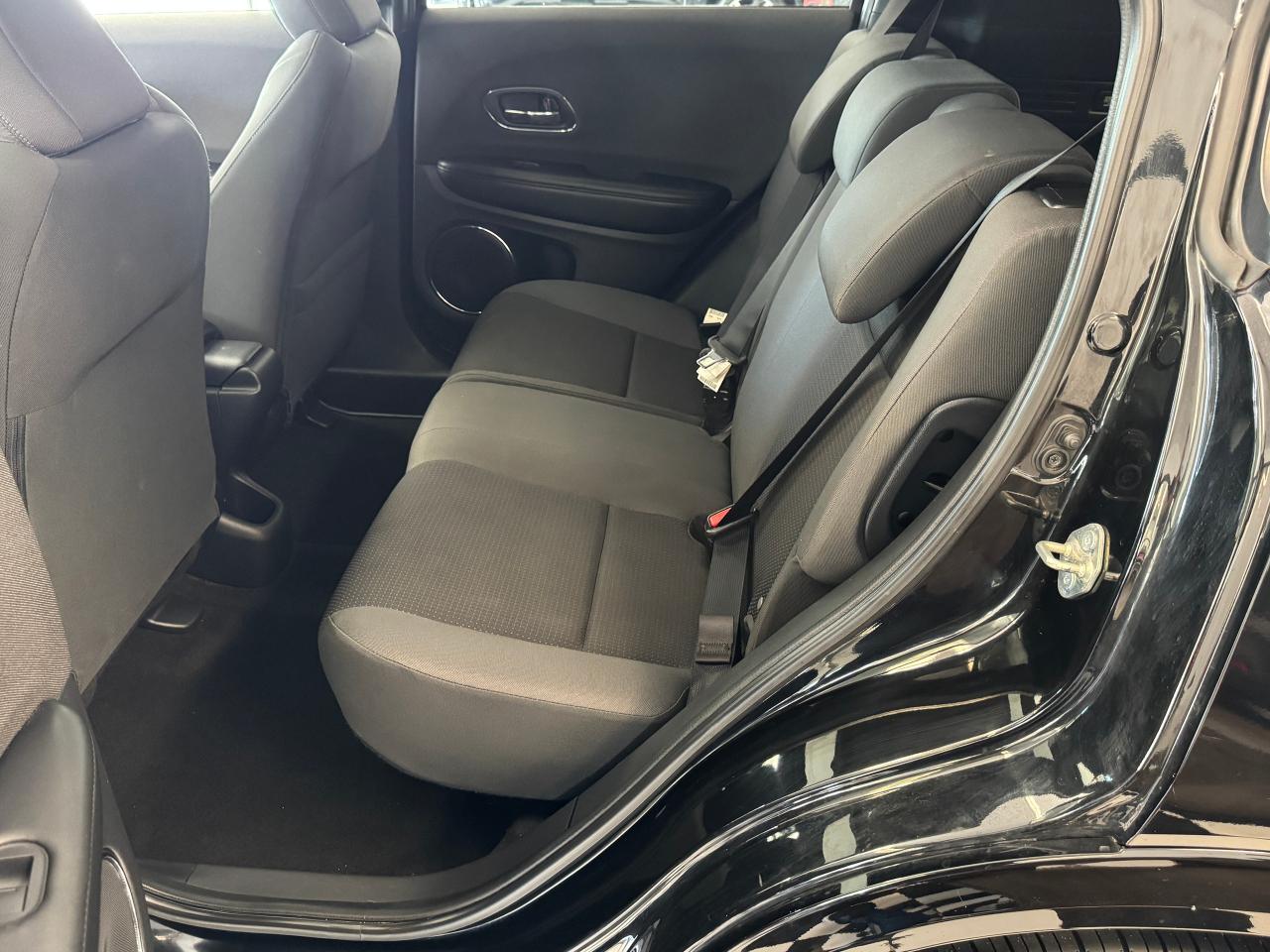 2019 Honda HR-V Sport AWD+New Tires+Brakes+CLEAN CARFAX - Photo #24