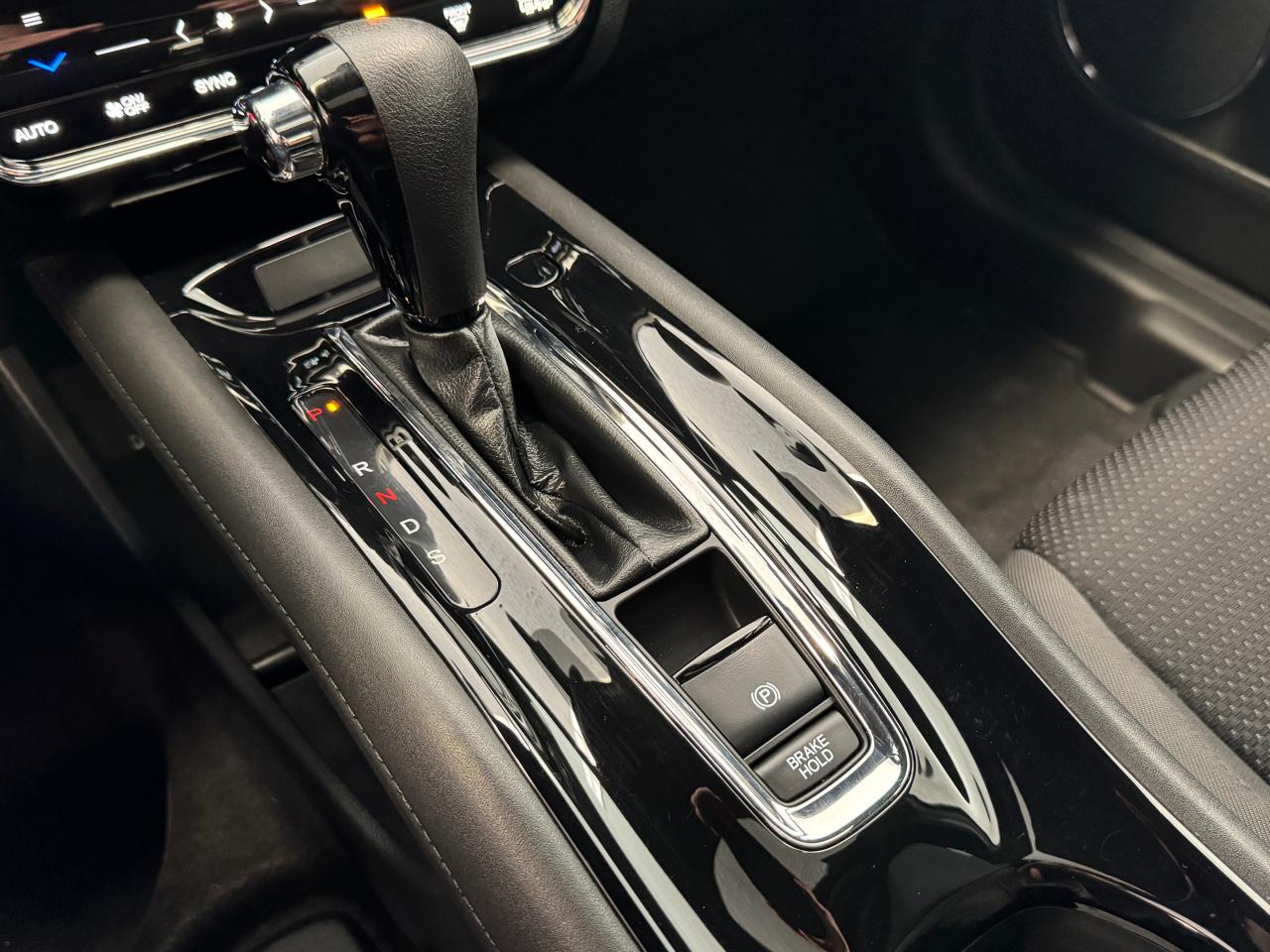 2019 Honda HR-V Sport AWD+New Tires+Brakes+CLEAN CARFAX - Photo #32