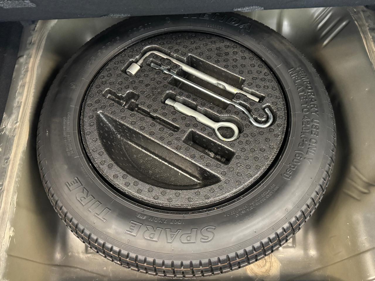 2019 Honda HR-V Sport AWD+New Tires+Brakes+CLEAN CARFAX - Photo #51