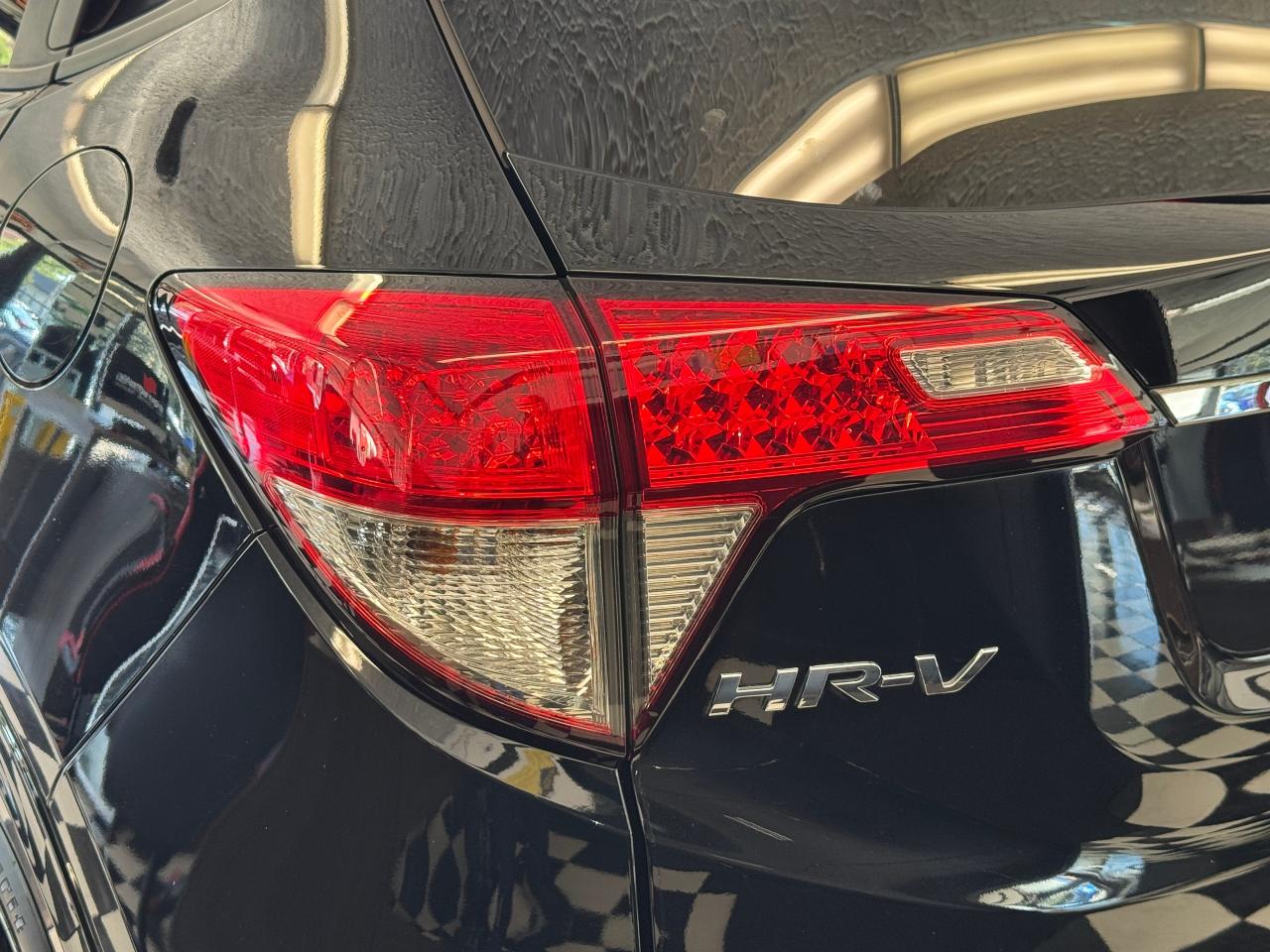 2019 Honda HR-V Sport AWD+New Tires+Brakes+CLEAN CARFAX Photo114