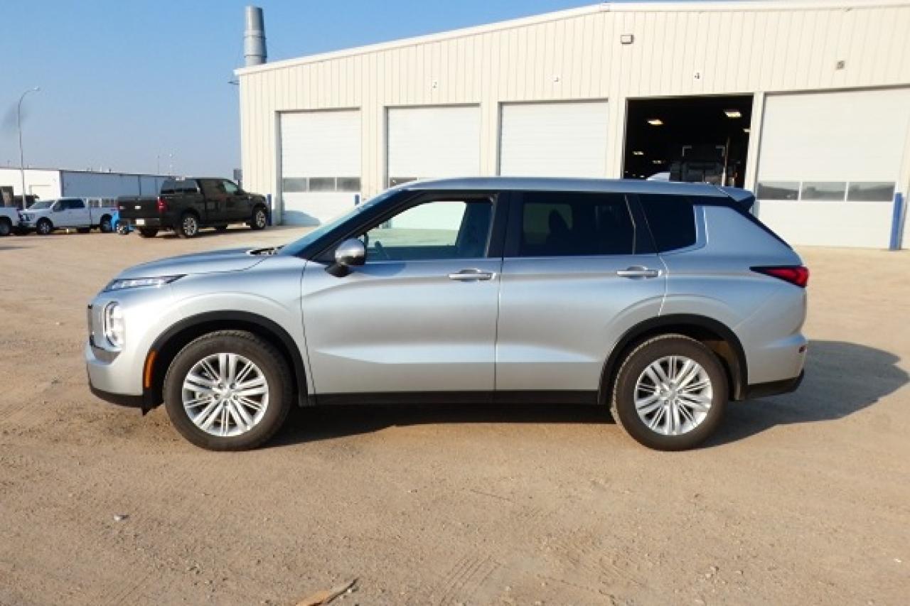 2024 Mitsubishi Outlander 