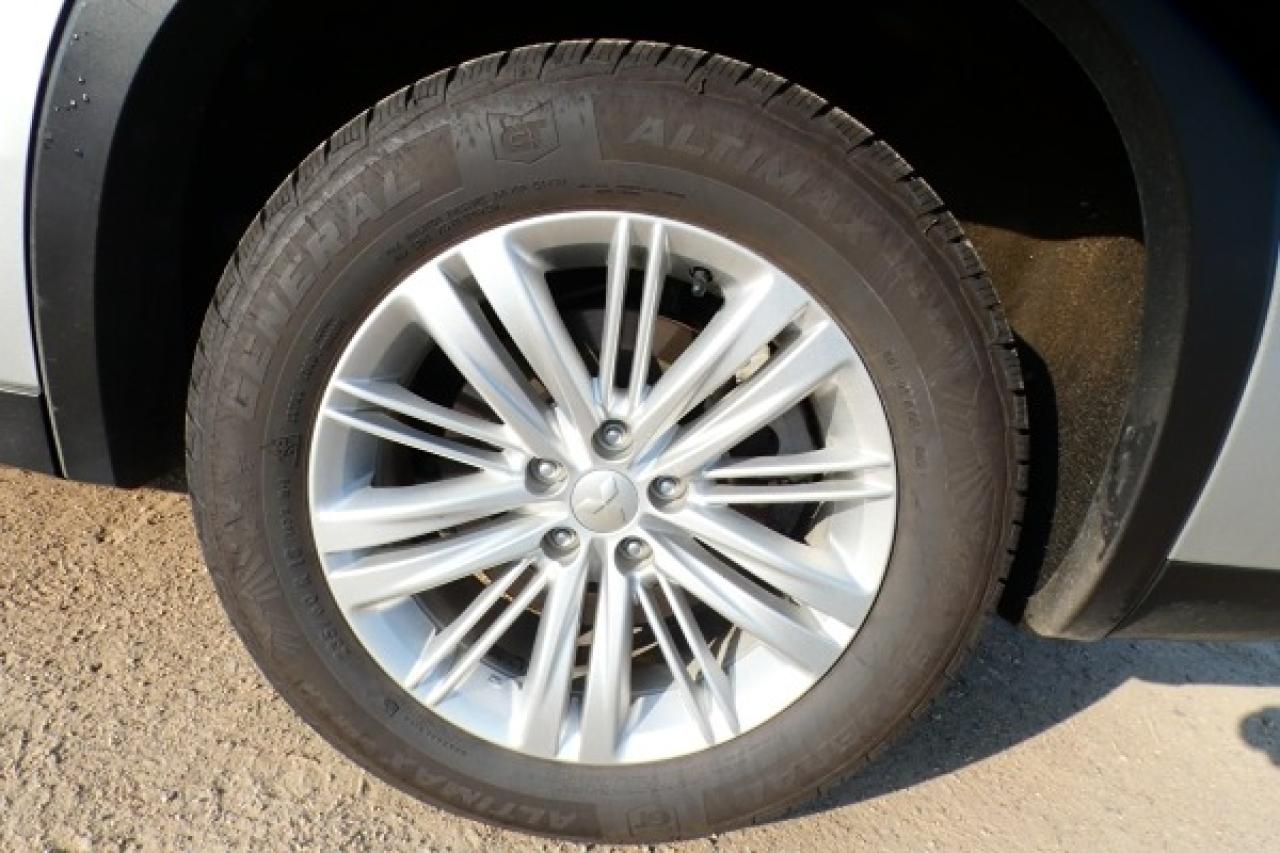 2024 Mitsubishi Outlander ES S-AWC w/Htd cloth, BUC - Photo #17