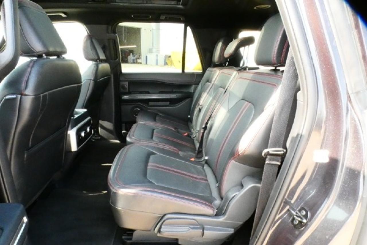 2024 Ford Expedition Limited Max 4x4 w/H&C L, pano S/R, NAV, BUC, PRB - Photo #10