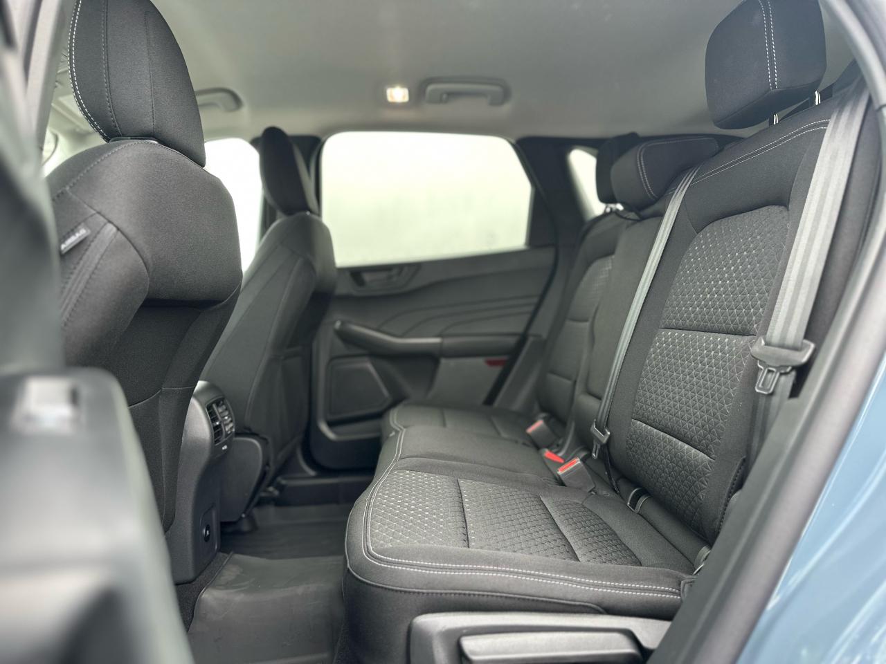 2025 Ford Escape Active AWD Photo5