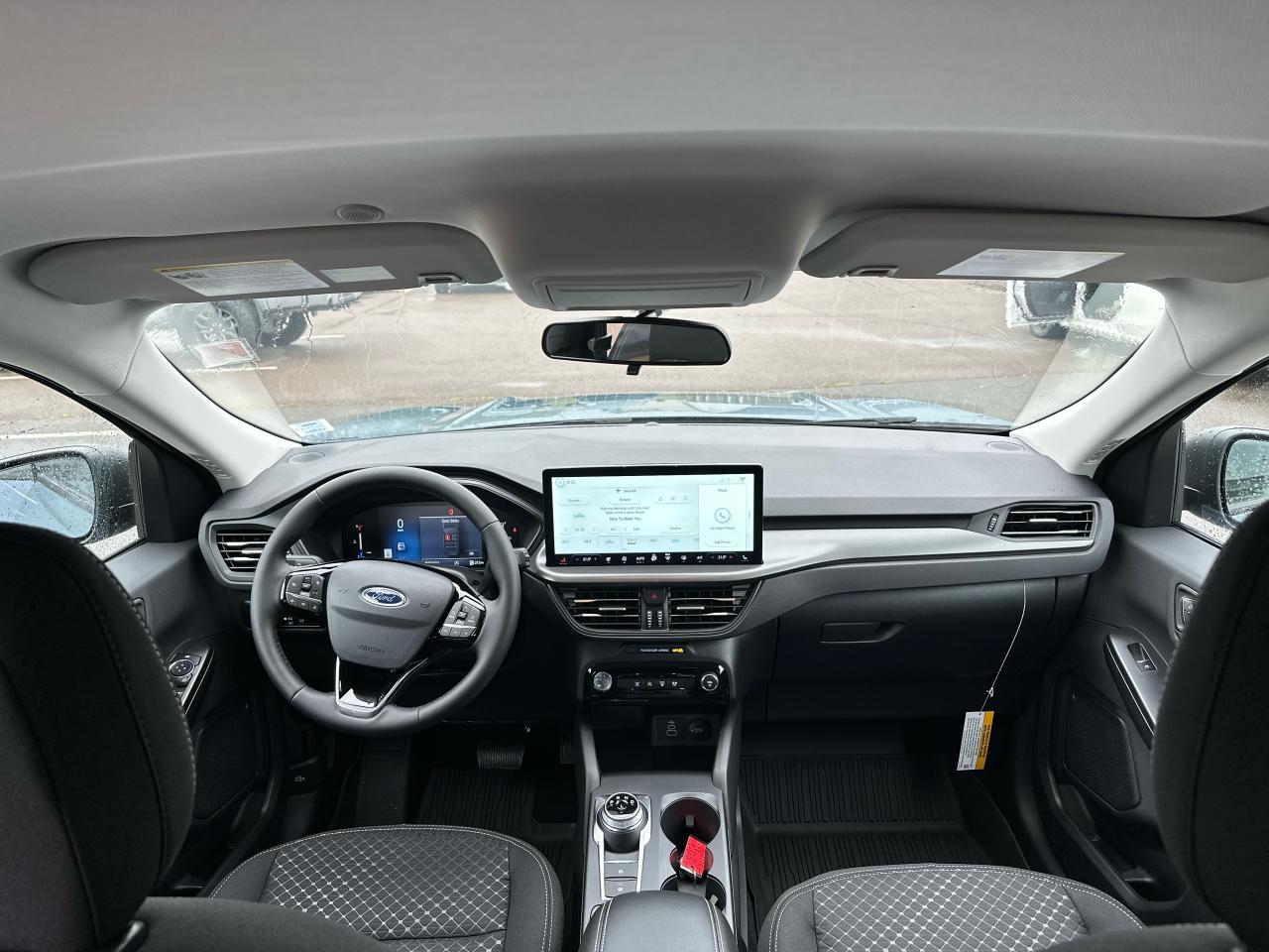2025 Ford Escape Active AWD Photo5