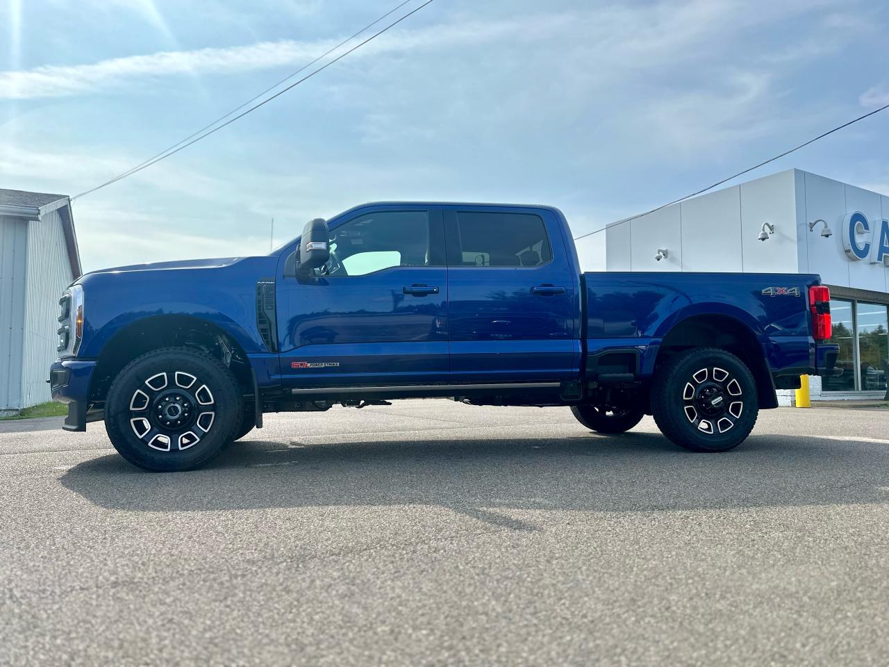 2026 Ford F-250 Super Duty SRW PLATINUM 4WD CREW CAB 6.75' BOX Photo3