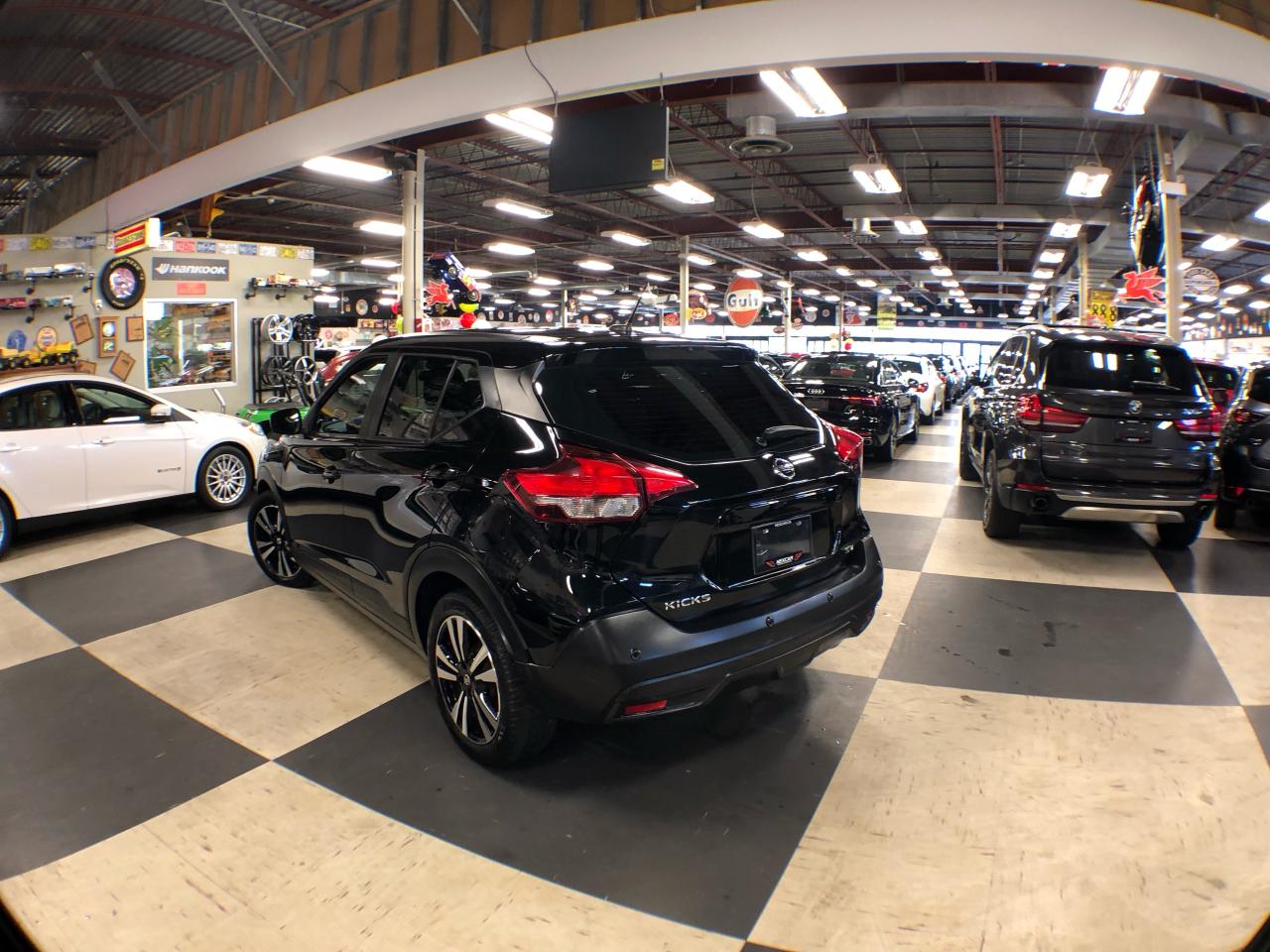 2020 Nissan Kicks SV AUTO A/C CARPLAY L/ASSIST B/SPOT BACKUP CAMERA Photo4