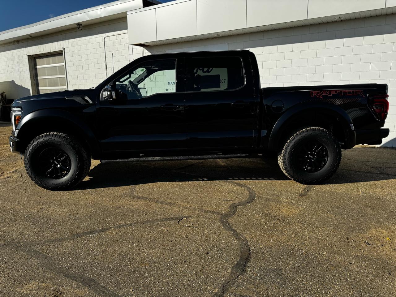 2025 Ford F-150 RAPTOR Photo4