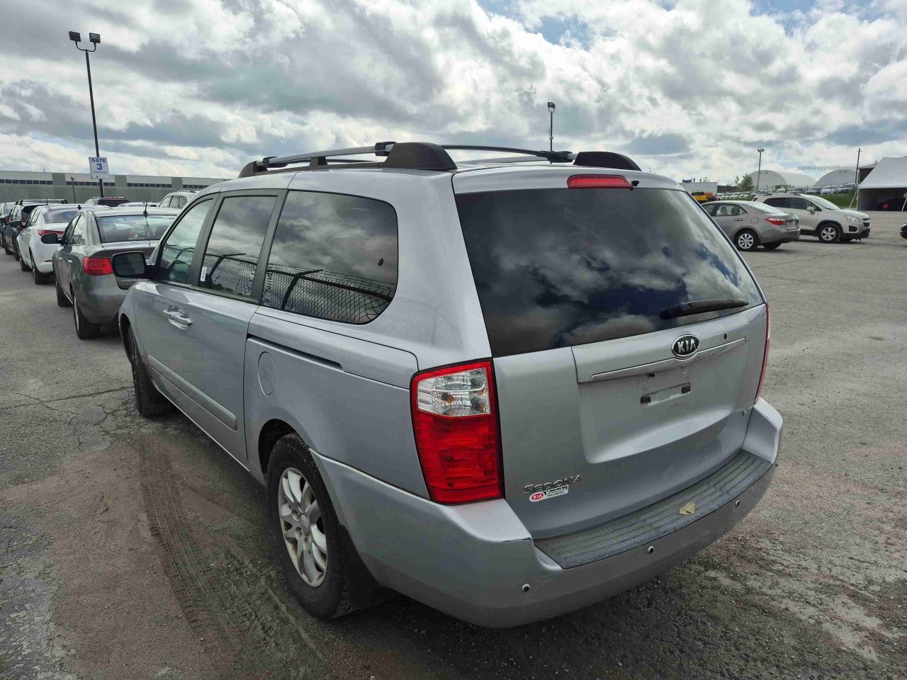2006 Kia Sedona EX - Photo #6