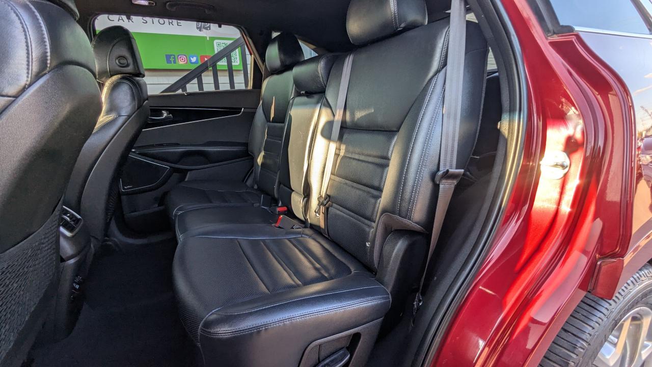 2017 Kia Sorento SX TURBO - Photo #7