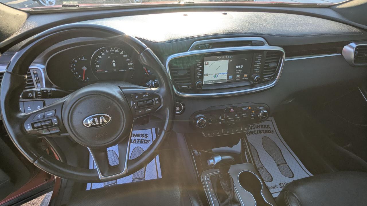 2017 Kia Sorento SX TURBO - Photo #9