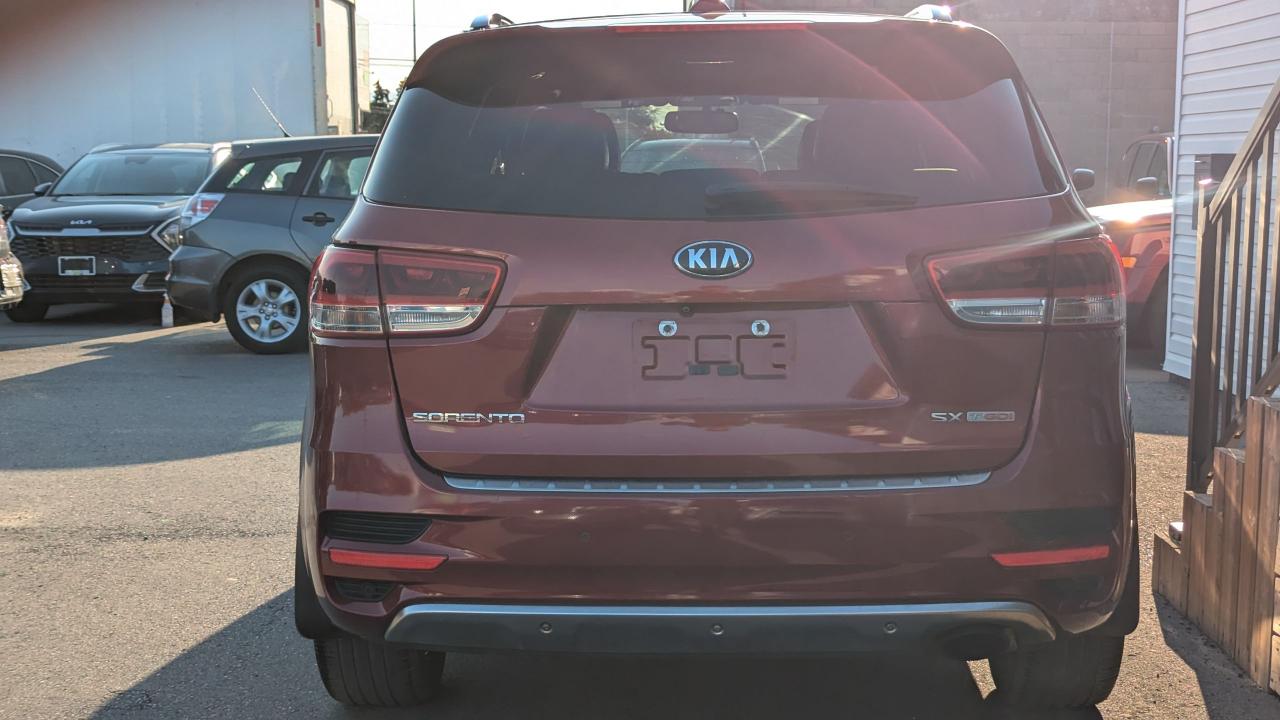 2017 Kia Sorento SX TURBO - Photo #5