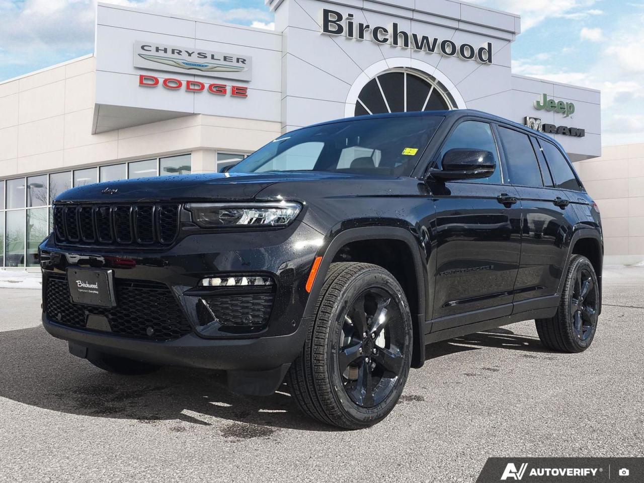 New 2025 Jeep Grand Cherokee Limited | Winter Tires Included! | Black Friday All Month! | for sale in Winnipeg, MB