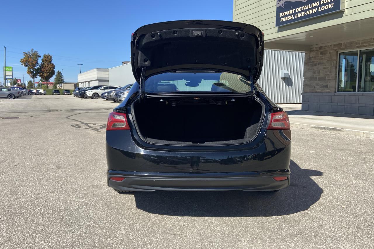 2023 Chevrolet Malibu 2LT Photo