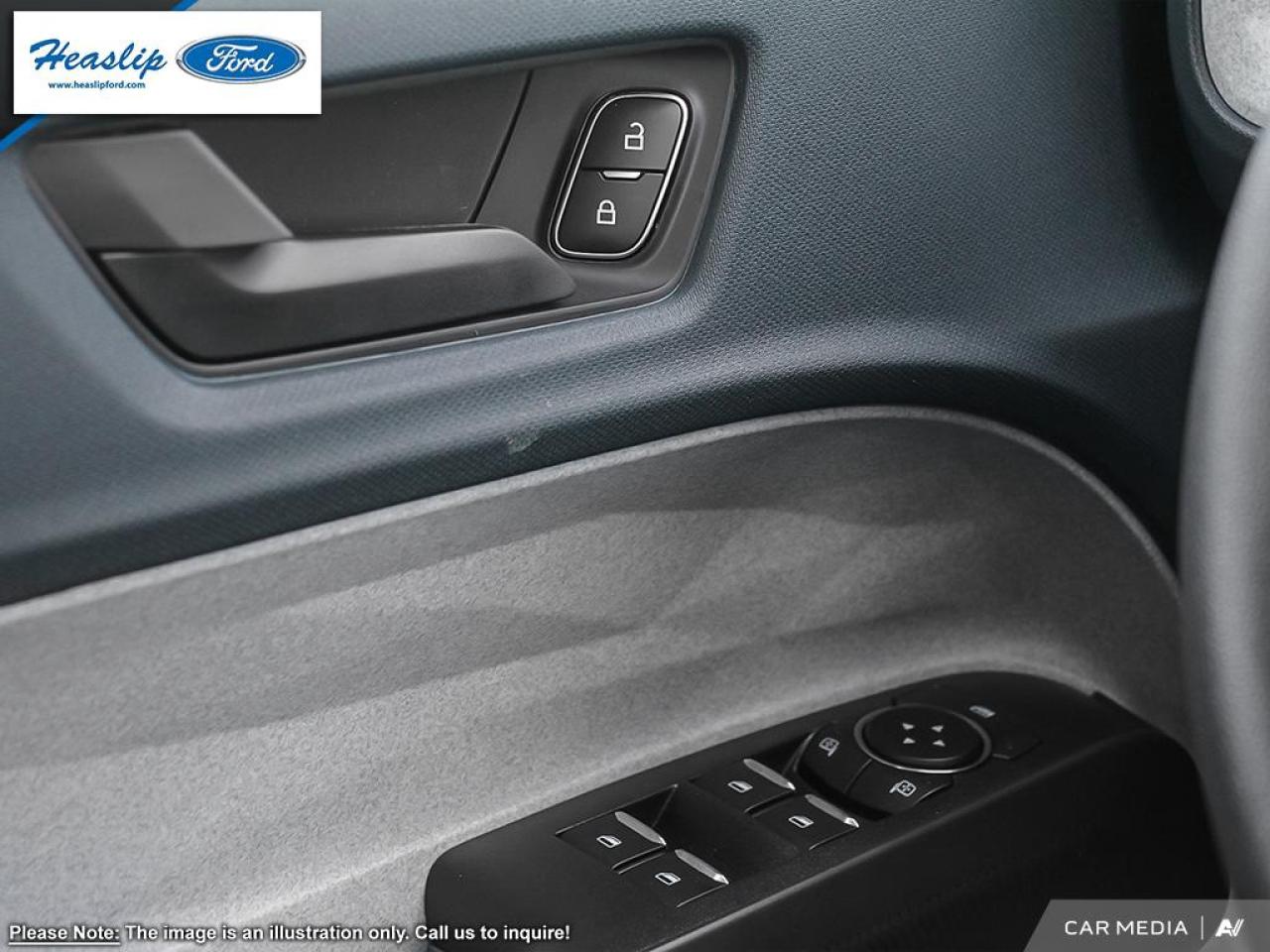 2025 Ford Maverick XLT Photo5