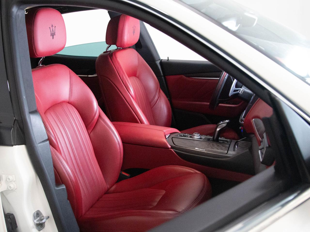 2021 Maserati Levante GRANLUSSO 3.0L | HARMAN/KARDON | 20"RIM | PANO Photo